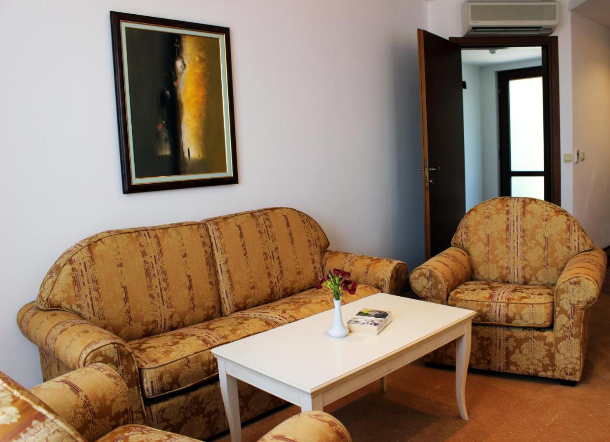 Helena Vip Villas And Suites Σάνι Μπιτς Εξωτερικό φωτογραφία