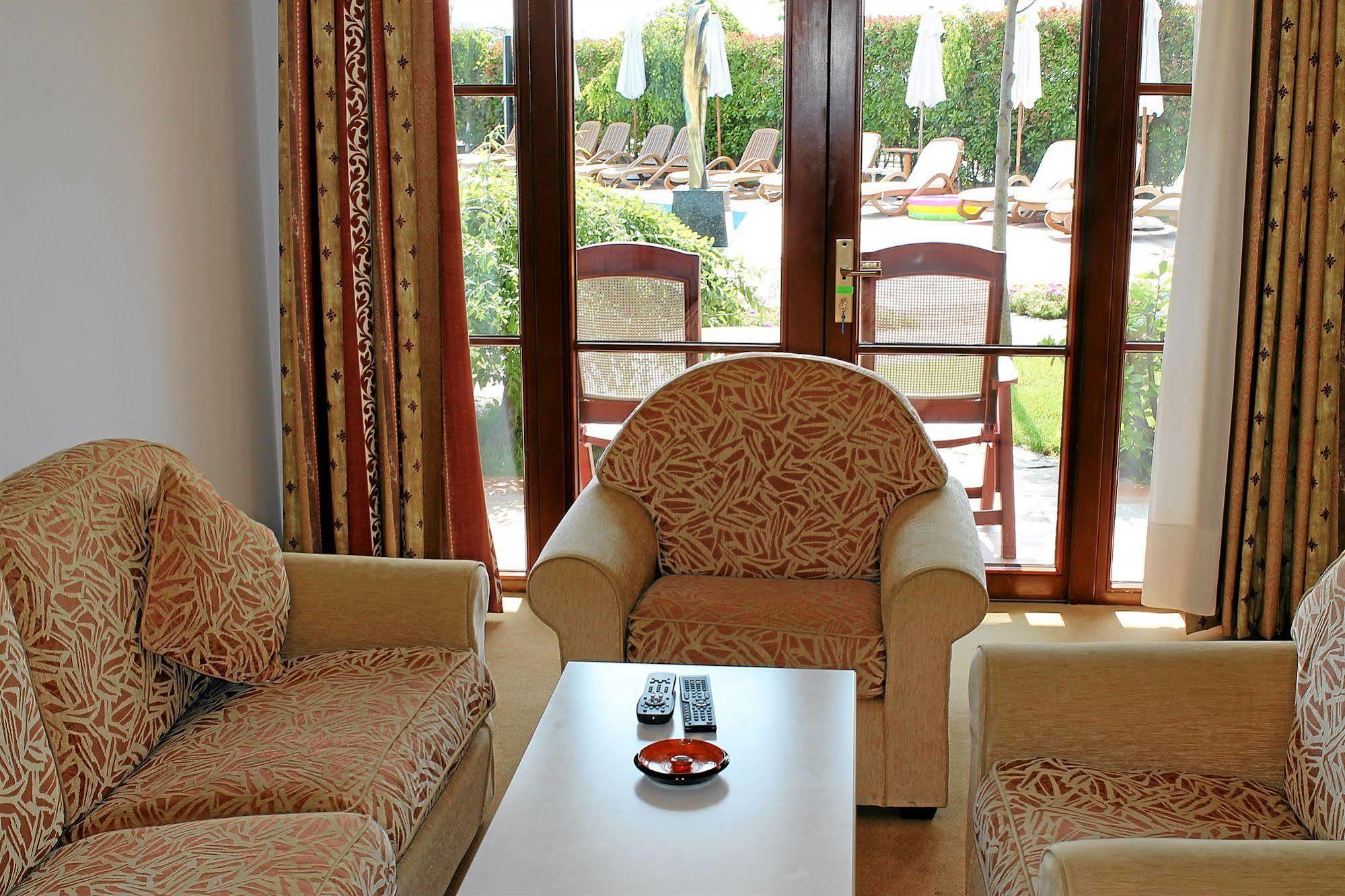 Helena Vip Villas And Suites Σάνι Μπιτς Εξωτερικό φωτογραφία